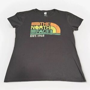 The North Face Women’s Short Sleeve T-Shirt in Gray - Size L (Fits like Medium)